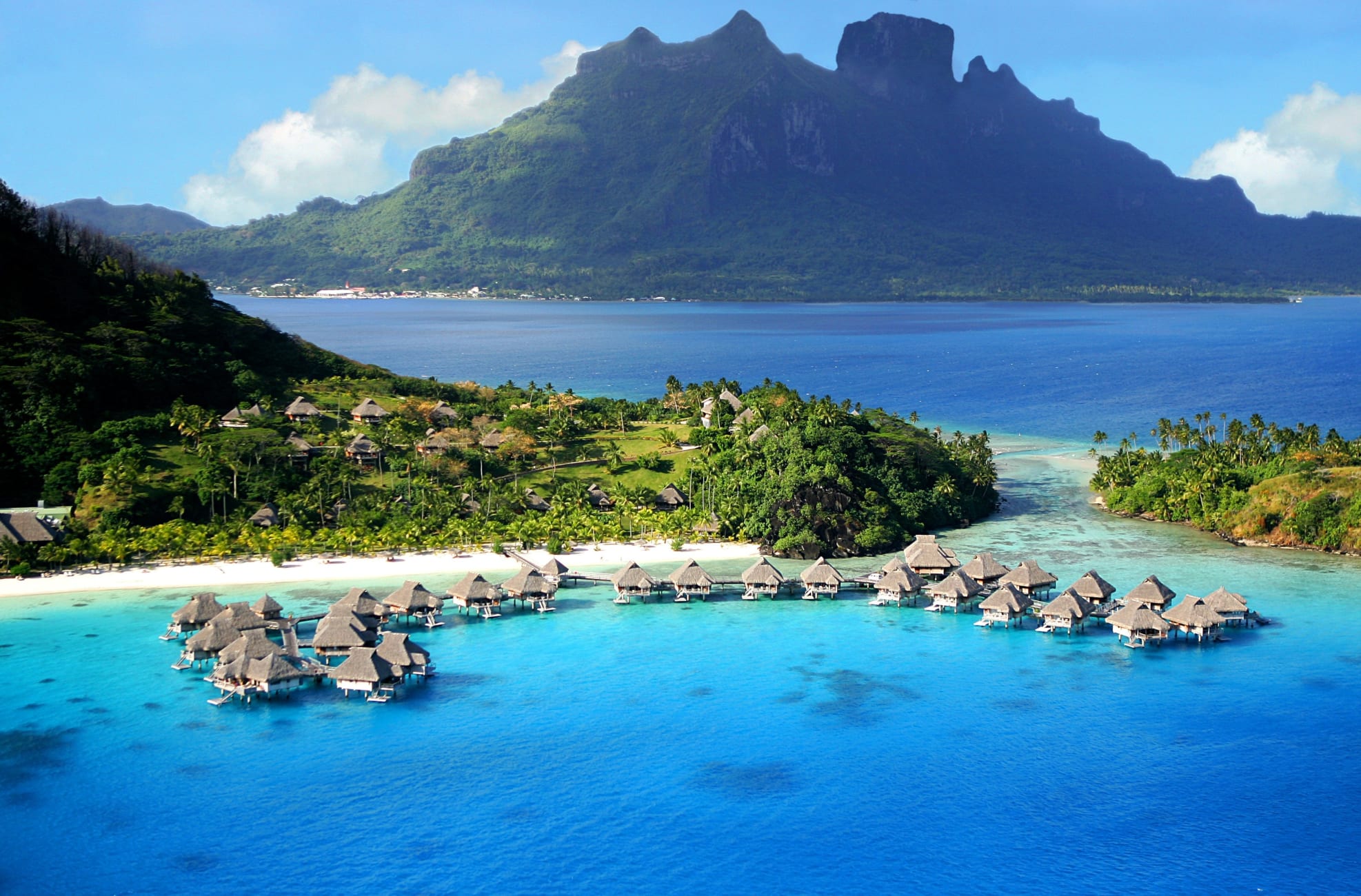 Bora Bora, French Polynesia – the perfect paradise to celebrate your honeymoon
