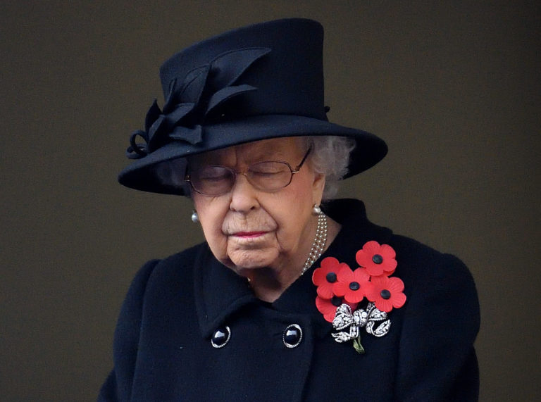 Queen Elizabeth forced to make heartbreaking decision after health update