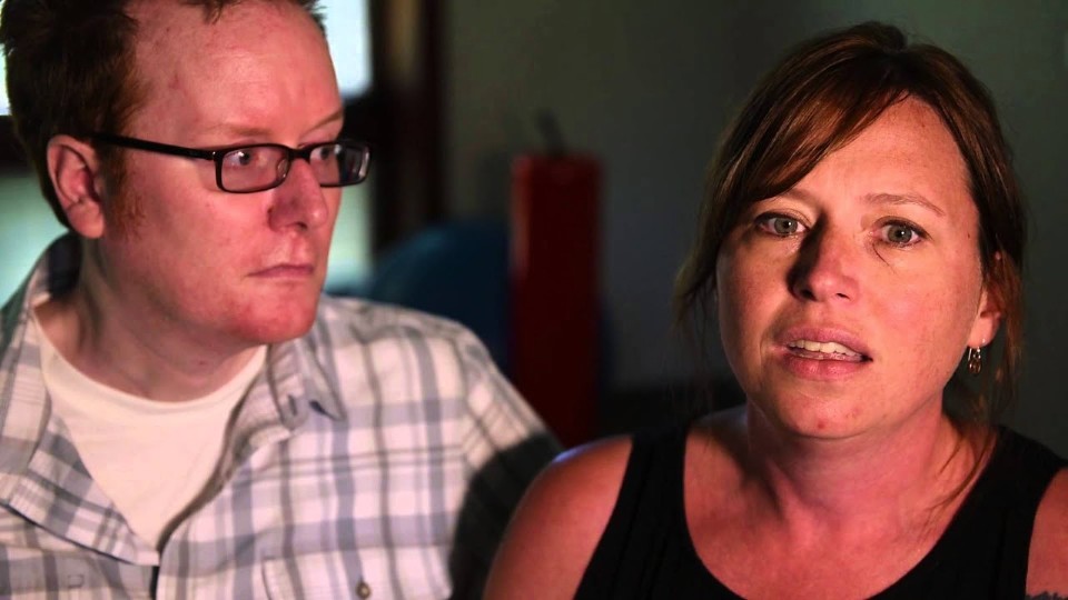 Doctors ask his wife to unplug her husband from the machines