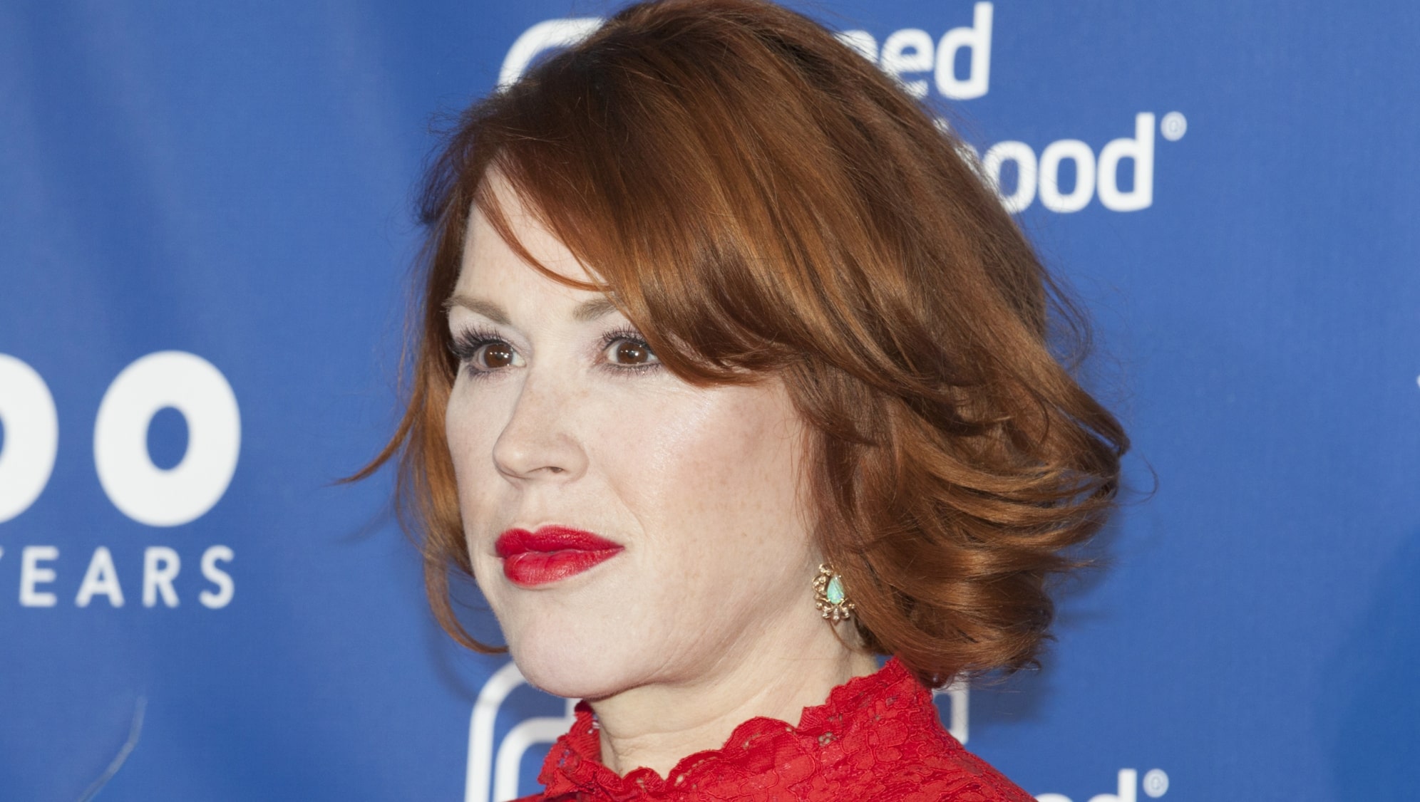 Molly Ringwald admits her mother was ‘a little mortified’ when she realized she forgot her daughter’s birthday