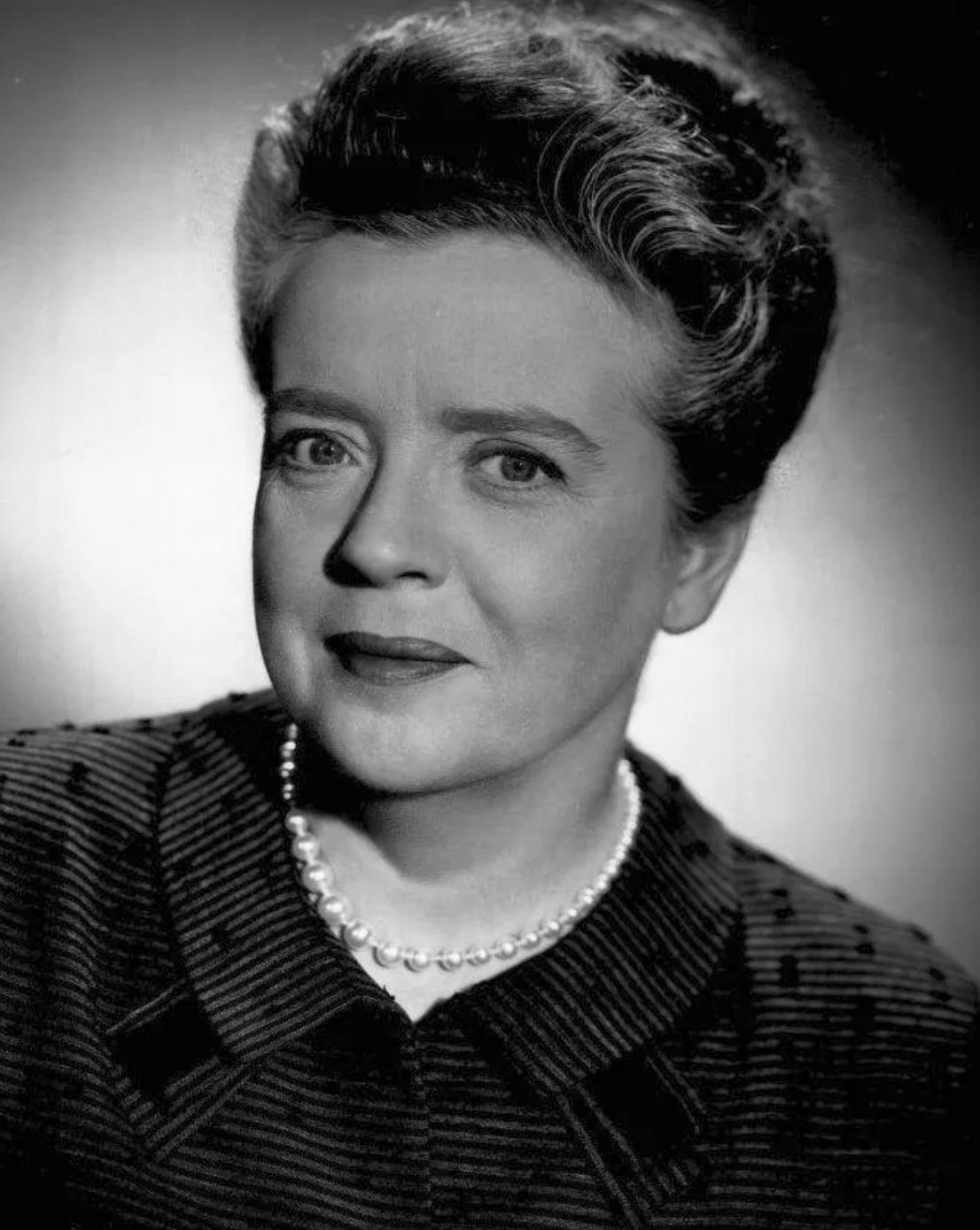 Frances Bavier – the life of “Aunt Bee”