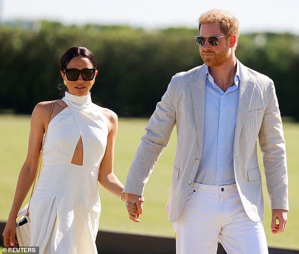 Meghan Markle humiliated Prince Harry again in public
